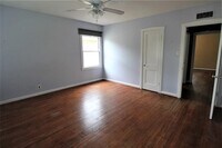 1463 Munger St photo'