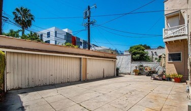 1015 Masselin Ave in Los Angeles, CA - Building Photo - Building Photo