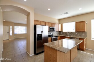 14839 W Larkspur Dr in Surprise, AZ - Building Photo - Building Photo