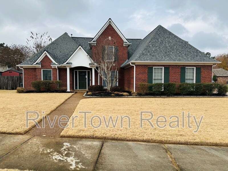 6105 E Everett Hill Cir in Arlington, TN - Foto de edificio