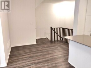 20 William Jackson Wy in Toronto, ON - Building Photo - Building Photo