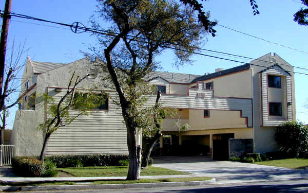 966 5th Ave in Upland, CA - Building Photo - Building Photo