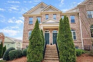 4870 Carre Way in Alpharetta, GA - Building Photo