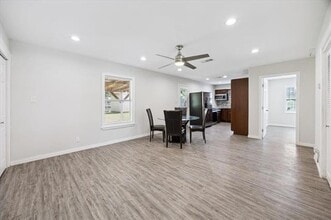 2509 Avenel Dr in Farmers Branch, TX - Building Photo - Building Photo