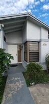 6702 SW 152nd Pl in Miami, FL - Building Photo