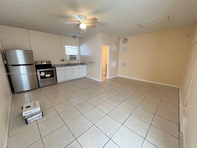 property at 1015 SW 4th Ave