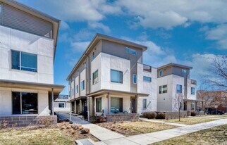 2108 Decatur St in Denver, CO - Building Photo