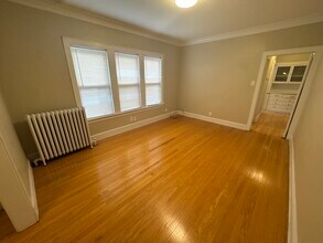 6208 N Artesian Ave in Chicago, IL - Building Photo - Building Photo