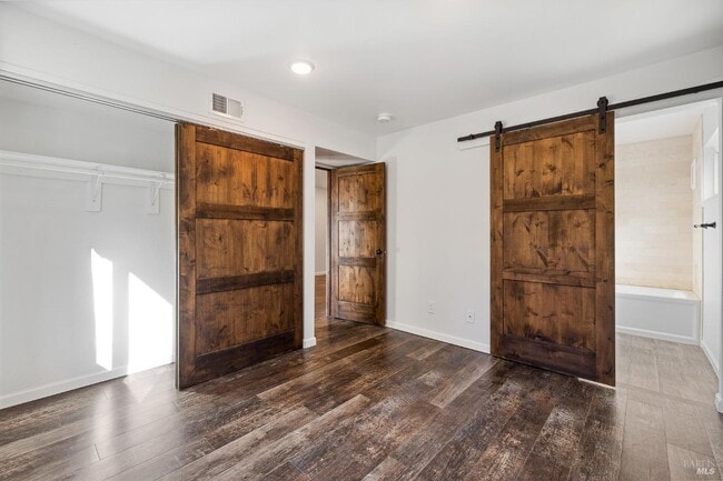 property at 16 Woodstock Ct