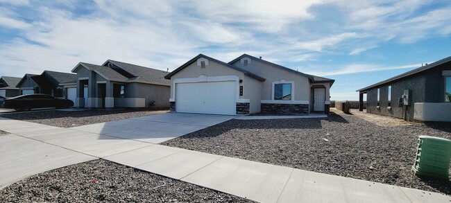 448 Villa Sol Ct in Socorro, TX - Building Photo - Building Photo
