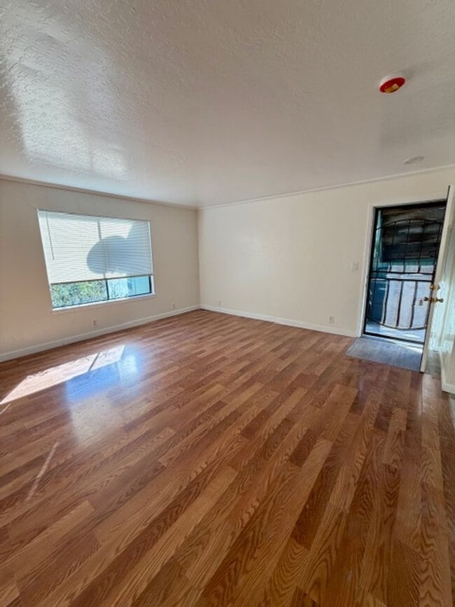 2360-2362 High St in Oakland, CA - Building Photo - Building Photo