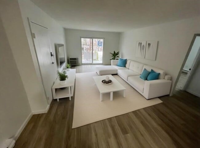 property at 31 Vine St