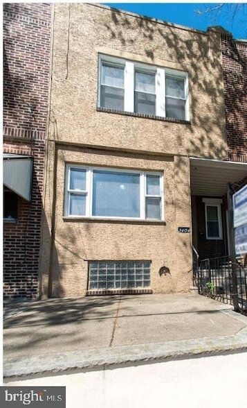 2404 S 24th St in Philadelphia, PA - Building Photo