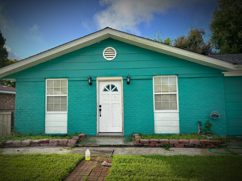 633 Cameron Ct in Kenner, LA - Foto de edificio