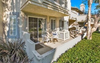 8028 E Far Canyon Way in Anaheim, CA - Building Photo