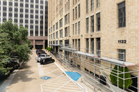 SoCo Urban Lofts in Dallas, TX - Building Photo - Building Photo