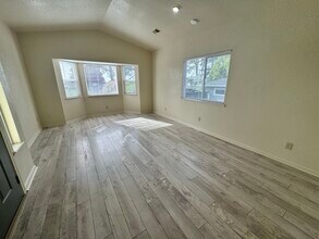 2499 Donna Dr in Eureka, CA - Building Photo - Building Photo