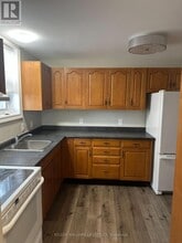 13 Inverness St in Stratford, ON - Building Photo - Building Photo