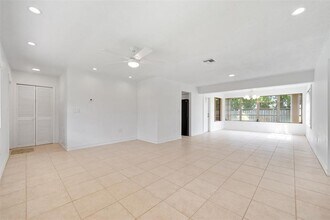 7701 NW 15th Ct in Pembroke Pines, FL - Building Photo - Building Photo