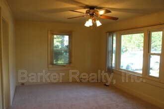 3107 N New Hope Rd in Raleigh, NC - Building Photo - Building Photo