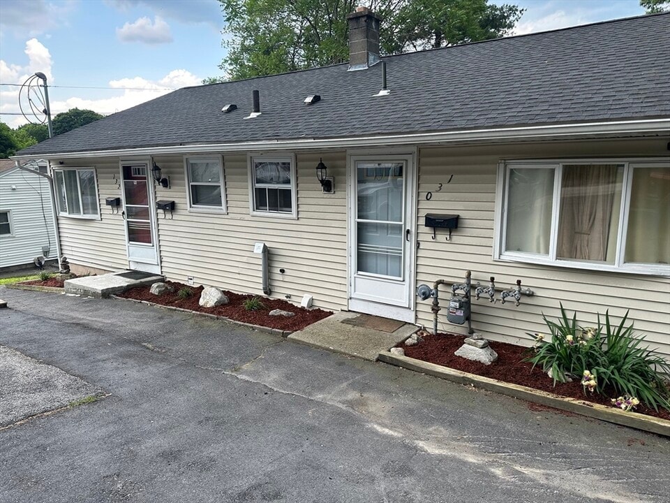 132 Blithewood Ave in Worcester, MA - Building Photo