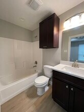 2506 Avenue H, Unit Ste A in Nederland, TX - Building Photo - Building Photo