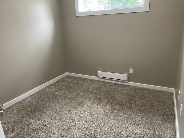 2058 Wallace St in Regina, SK - Building Photo - Building Photo