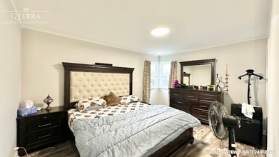 273 James St in Oshawa, ON - Building Photo - Building Photo