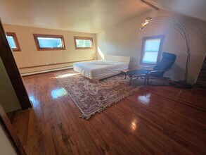 15 E Parmenter St in Newburgh, NY - Building Photo - Building Photo