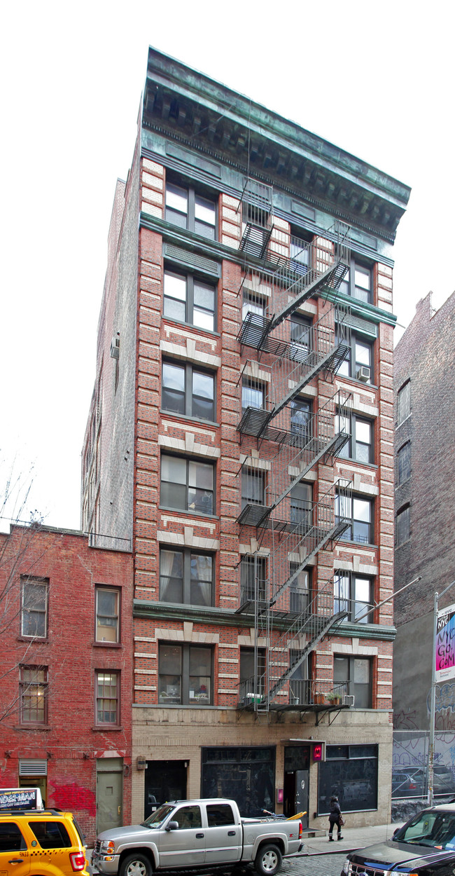 101 Crosby St in New York, NY - Building Photo - Building Photo