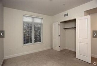 7 Cameron Ave in Cambridge, MA - Building Photo - Building Photo