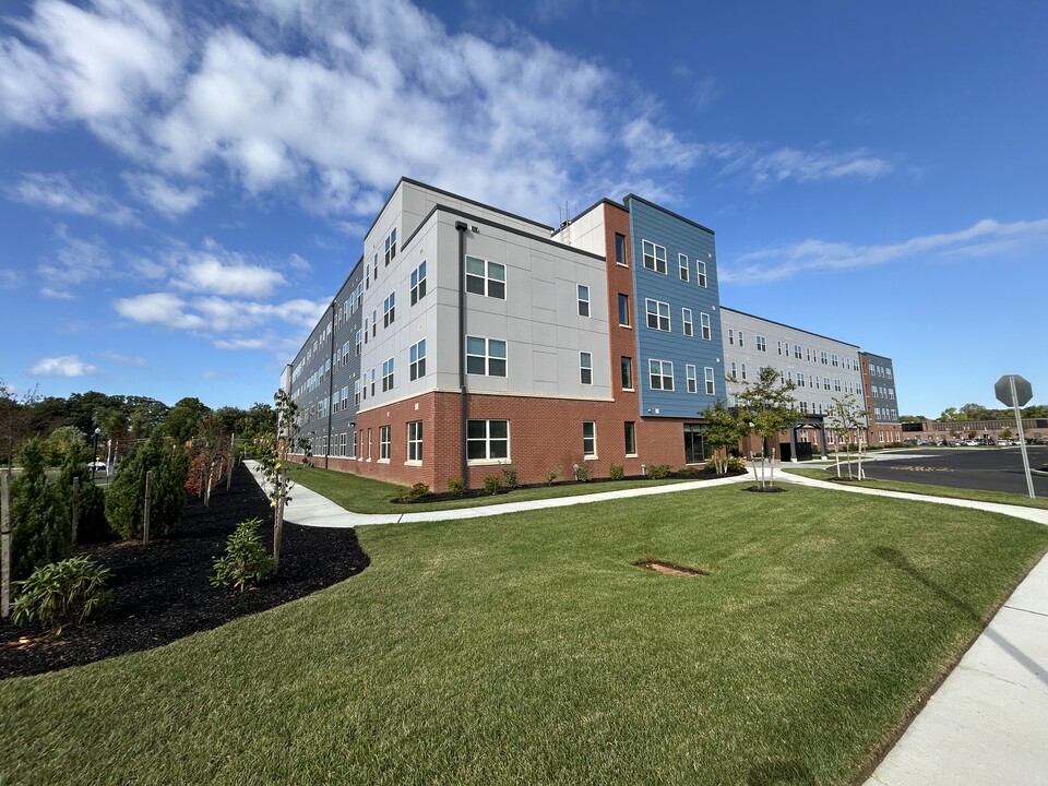 Residences at Harper in Moorestown, NJ - Building Photo