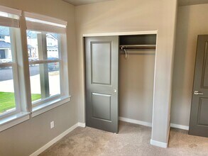 61357 SE Matthew St in Bend, OR - Building Photo - Building Photo