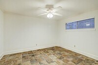 2418 Mimosa Dr photo'