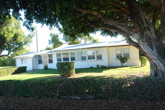 Childrens Home Society Transition Homes in Lake Worth, FL - Building Photo - Building Photo