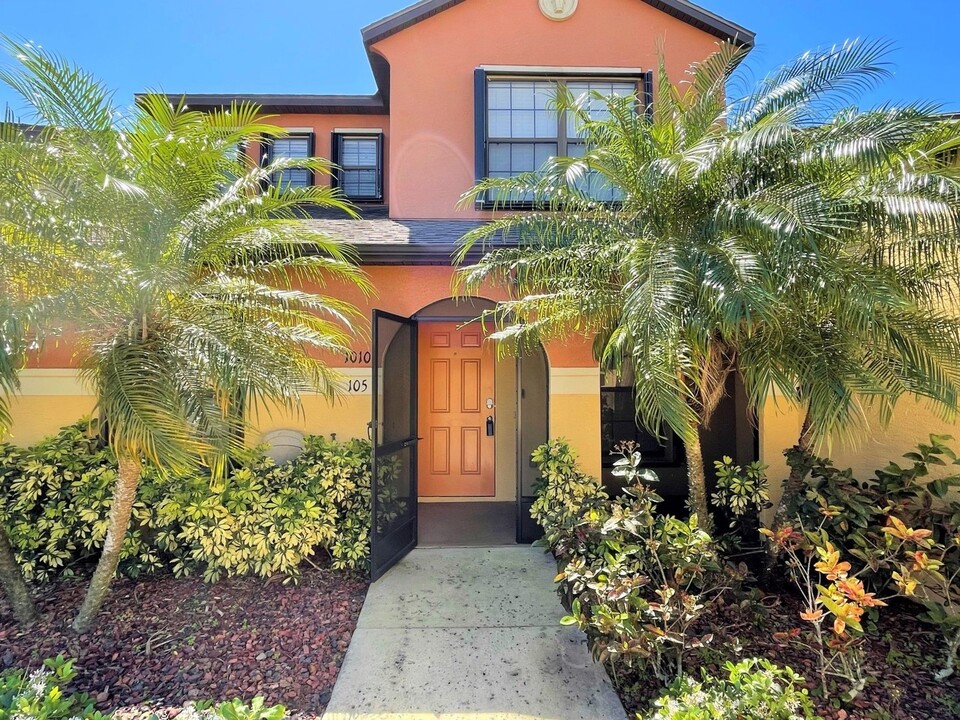 1010 Luminary Cir-Unit -Unit 105 in Melbourne, FL - Building Photo