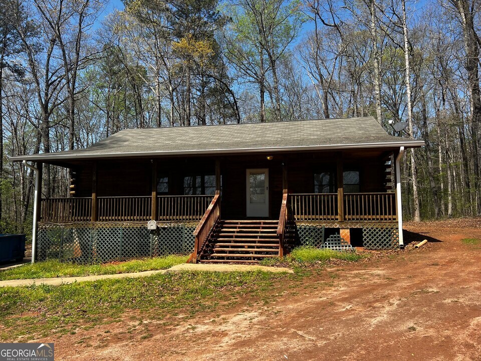 490 Flat Shoals Church Rd in Stockbridge, GA - Building Photo