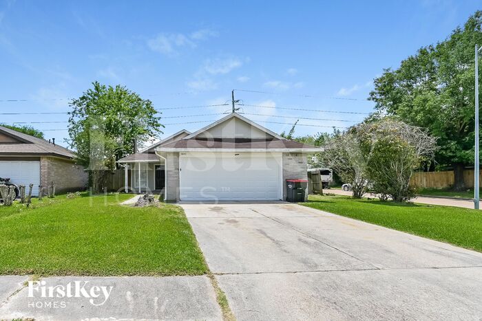 3843 Buckhurst Dr in Houston, TX - Building Photo