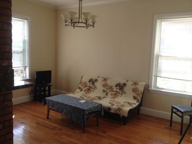 30 Circuit St, Unit 303 in Boston, MA - Building Photo - Building Photo