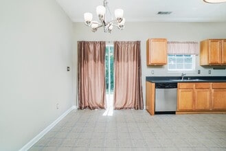 3707 Verde Glen Ln in Cumming, GA - Foto de edificio - Building Photo