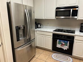 501 Legends Dr in Lewisville, TX - Building Photo - Building Photo