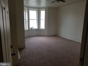 3733 N 15th St-Unit -3 in Philadelphia, PA - Foto de edificio - Building Photo