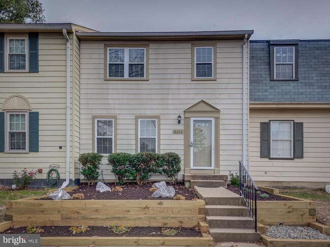 property at 8203 Stationhouse Ct
