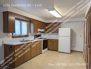 4204 Eastridge Dr in Rockford, IL - Building Photo - Building Photo