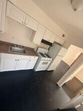 9157 Bel Cour Dr in St. Louis, MO - Building Photo - Building Photo