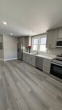 5 Harris Rd, Unit 2 in Medford, MA - Building Photo - Building Photo