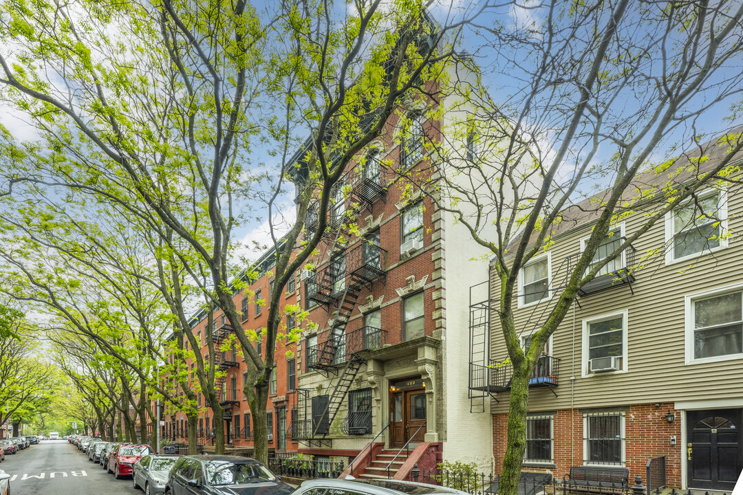 422 13th St in Brooklyn, NY - Foto de edificio