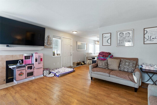 property at 105 Garden Dr