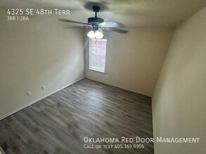 4325 SE 48th Terrace, Unit 10-220 in Oklahoma City, OK - Building Photo - Building Photo