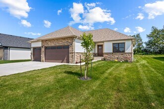2207 Mason Pl in Ozark, MO - Foto de edificio - Building Photo